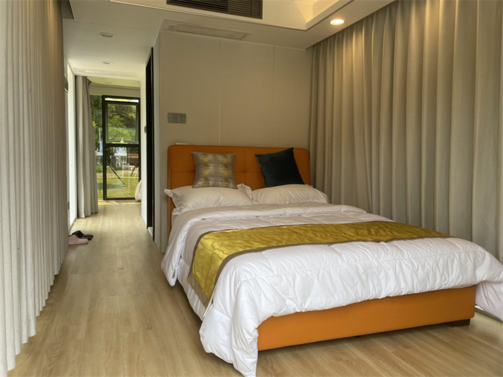 Klimatyzowany mobilny dom modułowy Air Essence™ Nest N1, kapsuła mieszkalna z dwoma łóżkami i łazienką o powierzchni 28,4 m² - obrazek 9