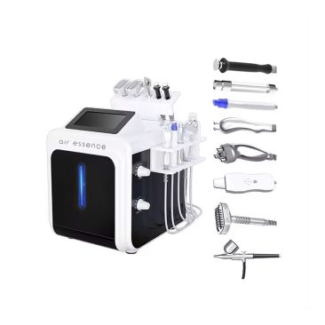 Air Essence™ HydraGlow PRO urządzenie do hydradermabrazji 8w1 to biało-czarne urządzenie do pielęgnacji skóry z ekranem dotykowym, ośmioma wymiennymi ręcznymi nasadkami kosmetycznymi umieszczonymi obok niego na białym tle.