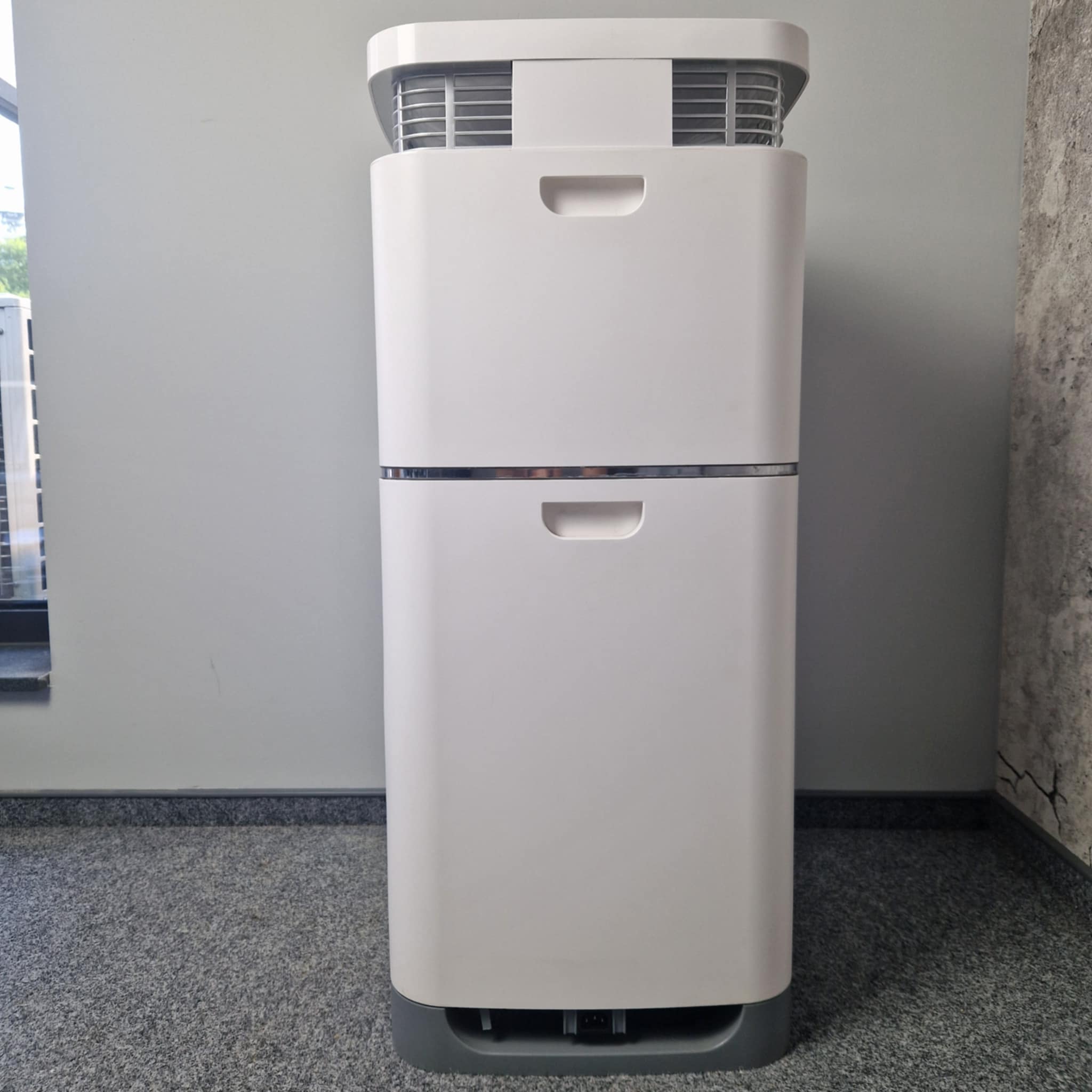 Oczyszczacz powietrza z nawilżaczem Air Essence™ Cyclone Max, 150-170m2, Sterylizator UVC, ze zwrotu - obrazek 3