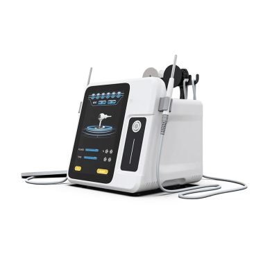 Urządzenie Air Essence™ Tecar (CET RET BIO) Tecar CET RET, biomikroprądy to eleganckie białe urządzenie medyczne z ekranem dotykowym, wieloma przyciskami, ręcznymi instrumentami i przedłużającymi kablami, pokazane na białym tle.