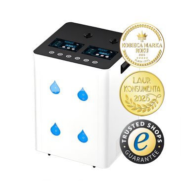 Air Essence™ Euria E10, biały inhalator wodorowy z czarną górą i niebieskimi ikonami kropli wody, stoi obok trzech nagród: Kobieca Marka Roku 2025, Laur Konsumenta 2026 oraz Gwarancja Trusted Shops.