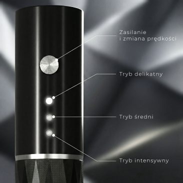 Air Essence™ Dermapen do mezoterapii mikroigłowej z regulacją prędkości pracy. Na zdjęciu widoczny panel sterowania z przyciskiem zasilania oraz trzema trybami intensywności: delikatnym, średnim i intensywnym. Urządzenie umożliwia precyzyjne dopasowanie tempa mikronakłuć do rodzaju skóry i celu zabiegu, wspierając stymulację kolagenu oraz poprawę struktury skóry.