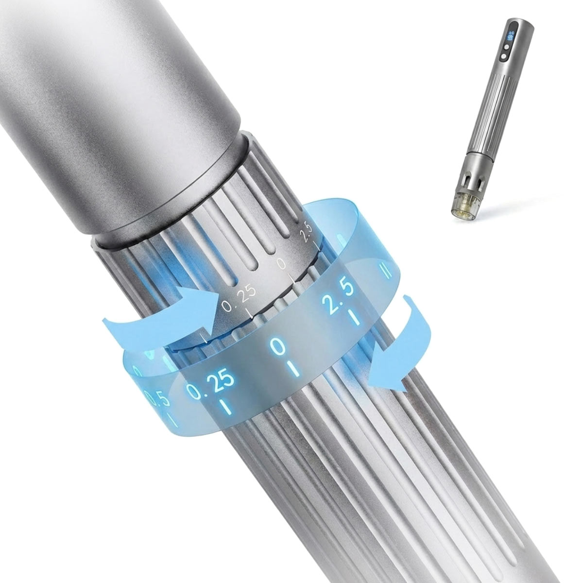 Air Essence™ Dermapen Pen Pulse PRO z precyzyjną regulacją głębokości mikronakłuć w zakresie od 0,25 mm do 2,5 mm. Na zdjęciu widoczny jest metalowy pierścień regulacyjny z oznaczeniami głębokości oraz graficznymi strzałkami wskazującymi możliwość płynnej zmiany ustawień. Funkcja regulacji pozwala dokładnie dopasować intensywność mezoterapii mikroigłowej do rodzaju skóry, obszaru zabiegowego oraz celu terapii, takiego jak stymulacja kolagenu, redukcja zmarszczek, blizn potrądzikowych czy poprawa napięcia skóry.